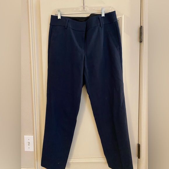 Size 6 navy Marissa style Ann Taylor work pants - Picture 1 of 5
